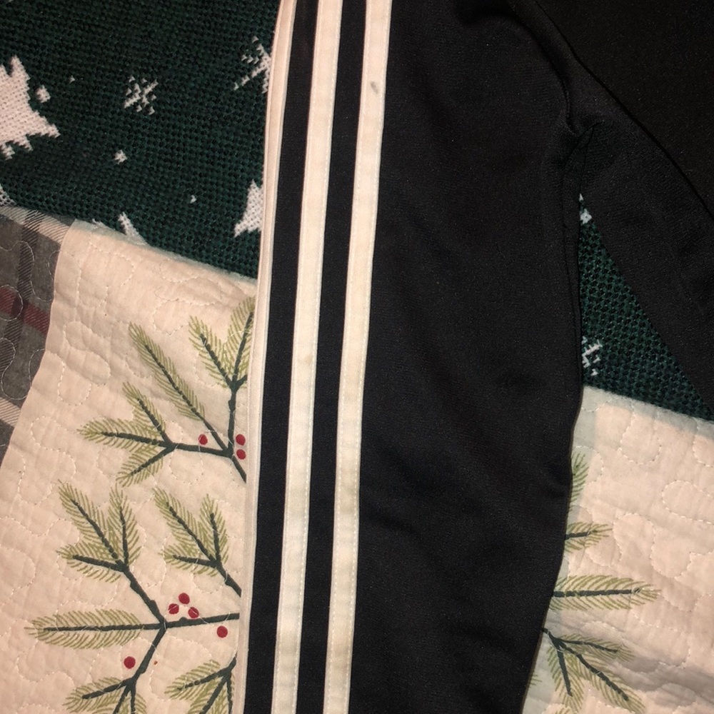 Sweater - Picture 2 of 3